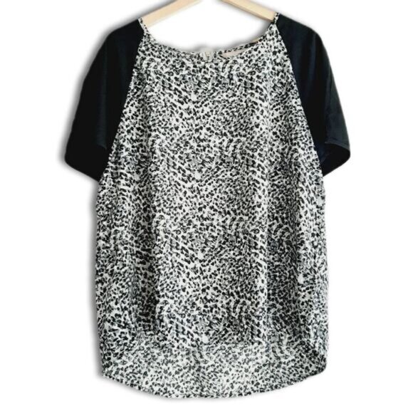BANANA REPUBLIC High-Low Hem Lightweight Short Sleeve Leopard Blouse Top Sz XL - Picture 1 of 11